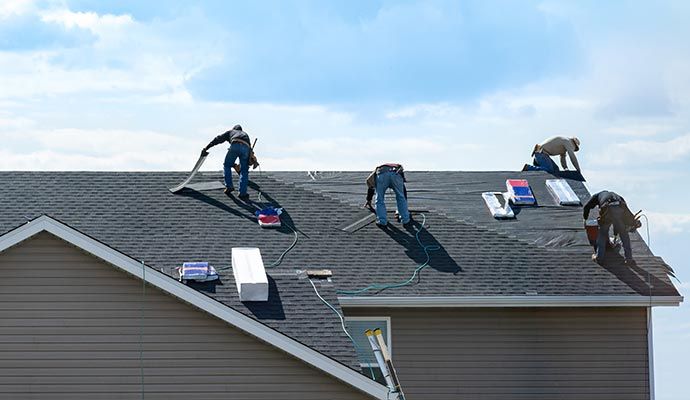Professional roof repairing service