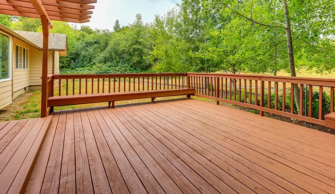 A well maintained deck.